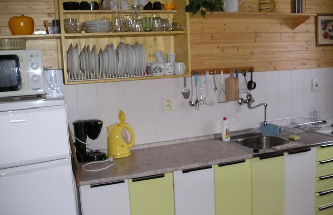 Marie Pavla With 7 Bedrooms and 4 Bathrooms - Photo 13