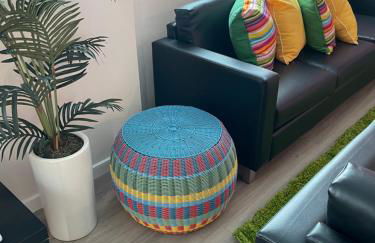 Lux House Of Champagne 2BR 2BA Free Parking & Wifi - Photo 5