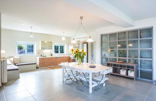 Villa Serenis - Photo 12