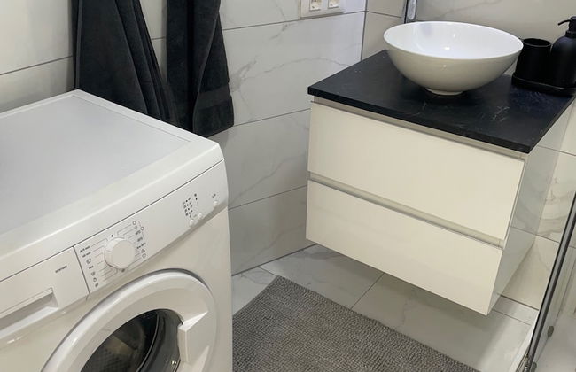 Sunny Seaview Modern apt - Pool and Beach Access - Foto 11