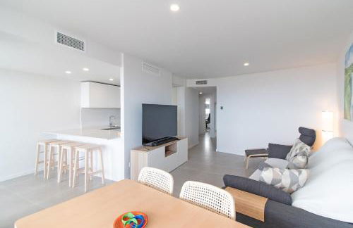 Global Properties, Apartamento con vistas al mar, 2 terrazas y piscina en Canet d'en Berenguer - Photo 3