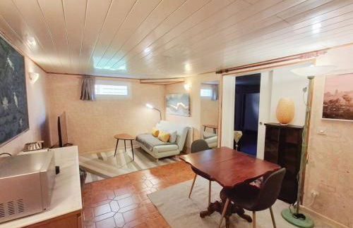 Private 1 bedroom flat with Garden Access in Le Pecq - Foto 2