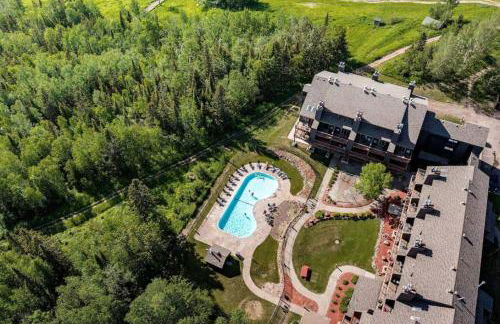 North Shore Vista Views Ski in Ski out Hot Tub - Foto 8