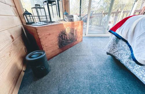 Garland Treehouse Villa: Patio Feasts & Creekside by Vacation Your way - Foto 48