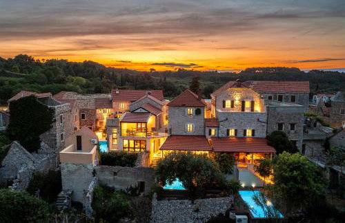 Dvor Pitve Villas - Photo 36