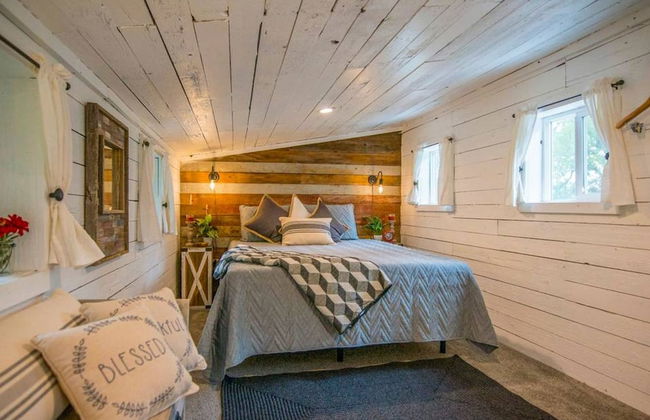 Cozy Cabin Little Red Hen 12 min to Magnolia - Foto 14