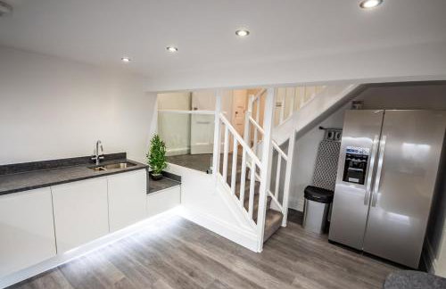 Luxury 4 bedroom ground floor apartment - Foto 13