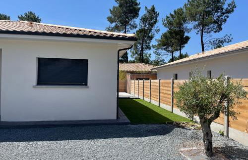 MAISON moderne avec piscine chauffée - Foto 29