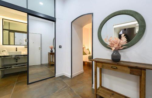 Elegante piso de dos dormitorios en el corazón de Malasaña, Madrid Temporal DFE11SI - Foto 1