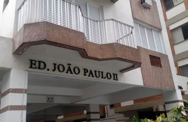 Apartamento com Estacionamento, Wi-Fi, Ar condicionado a 300 metros da Praia da Enseada no Guarujá. - Foto 45