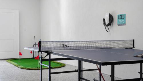 New Listing Discounts! Canal Home-Heated Pool, Game Room, Tesla Charger, & More - Foto 5