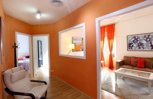 Reino de Valencia Apartments - Photo 4