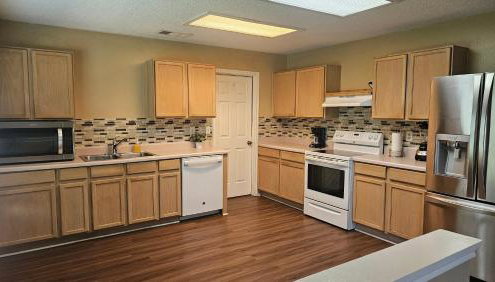 Cozy Four Bedroom Residence in Converse - Foto 5