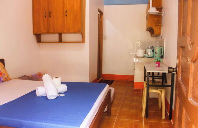 Bebs and Jocel Apartment - Foto 15