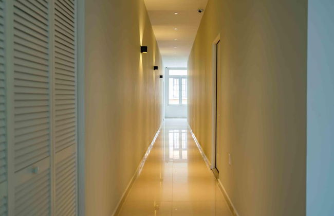 Fabulous Chic Apartment Filled w Natural Light at Famous Handelskade - Foto 19