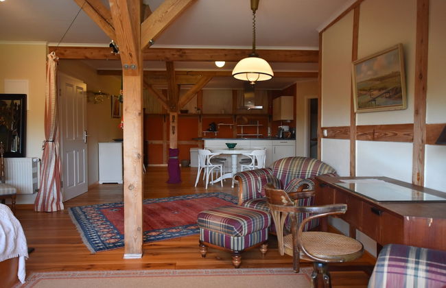 Rustic-style Apartment in Buschenhagen With Garden - Photo 1