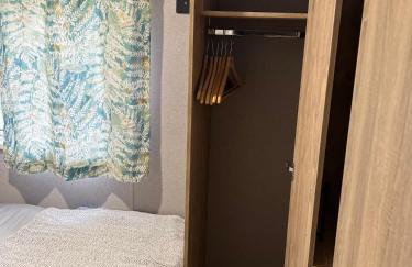 Modern Caravan 2025 with Decking - Foto 18