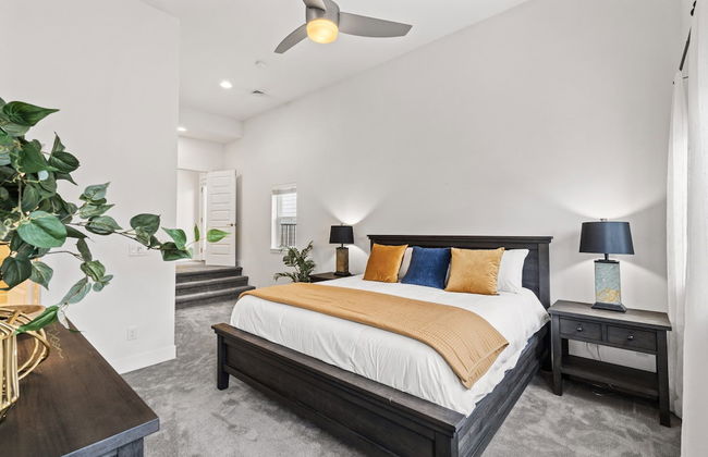 Steps From River & Old Town - Hot Tub & King Bd - Foto 4