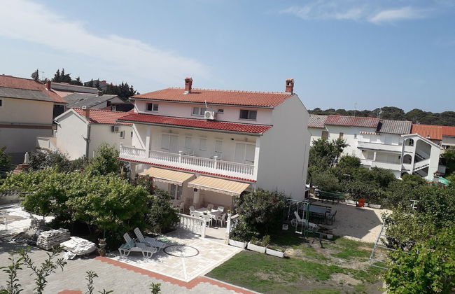 The Apartment is on the Ground Floor - 1 Entire Floor 110 m2 - Foto 27