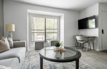 Landing Spectacular 1BD Gym Pool - Photo 30