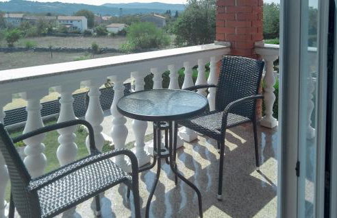 1 Bedroom Stunning Apartment In Labin - Foto 16