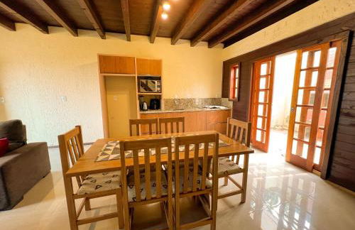 Chalé com Piscina Aquecida - Vista Panorâmica da Praia, a 200m do Mar, Sala de Jogos, Academia e Churrasqueira - Photo 29