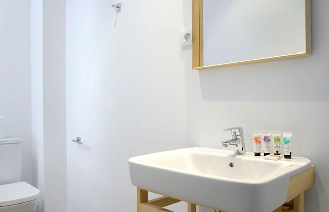 NQN Aparts & Suites Madrid - Foto 48