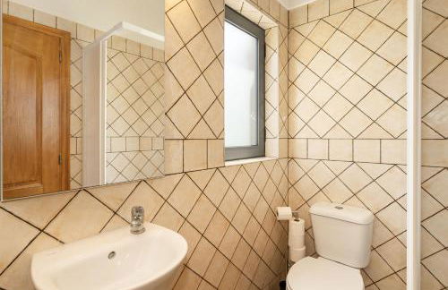 Casa ELI - 3 Bedroom house with pool - HolidaysPT - Foto 46