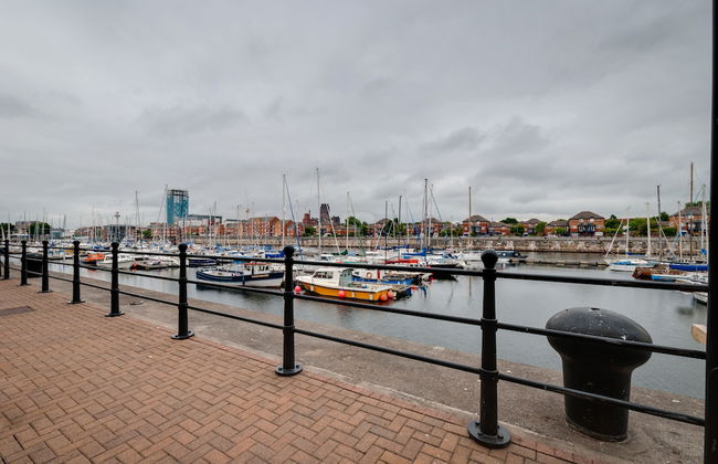Base Serviced Apartments - The Docks - Photo 48
