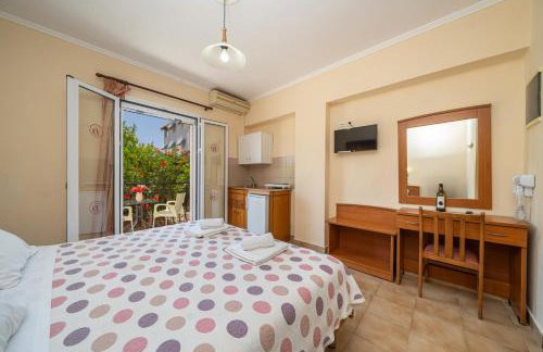 Dionysios Studios - Foto 52