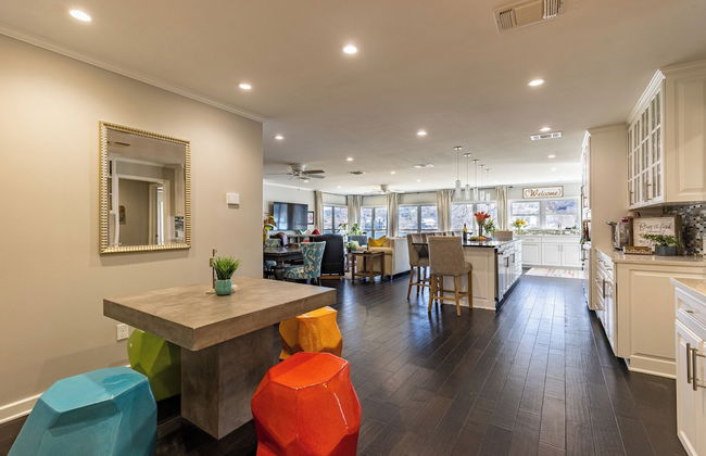 Luxurious Lakehouse With Indoor Pool-hot Tub-fire Pit - Foto 31