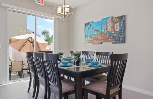 Four Bedroom w/ GameRoom 5152A - Foto 8