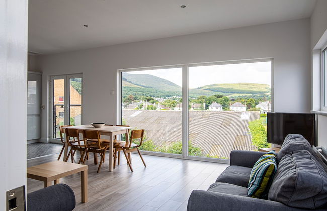 The Views - Photo 25