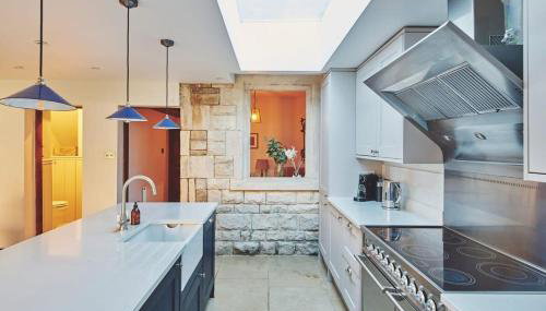 Large Stylish Luxury Cotswold Cottage - ideal for families, w/ EV charging - Foto 5