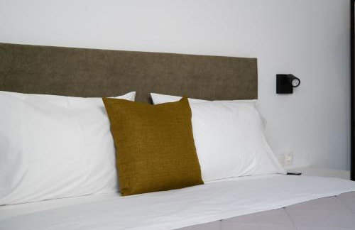 House of Helios - Photo 2