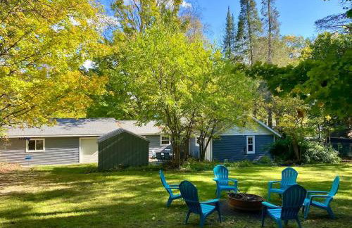 Downtown Bellaire, Close to Hiking, Biking, Golf, Lakes,Pets friendly - Foto 12