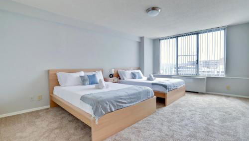 Family-Sized 3BR Retreat Minutes from Reagan National - Photo 3, towels