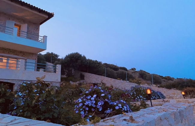 Charming Chateau BY THE SEA - Photo 17