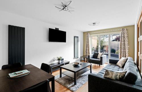 Stylish 2 Bed Bungalow in East Ham, Close to Excel - Foto 6