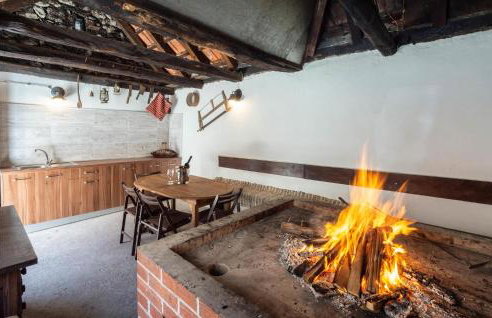 Beautiful Home In Kucice With Wifi - Photo 14