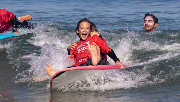 Curso de surf en Bastiagueiro - Foto 4