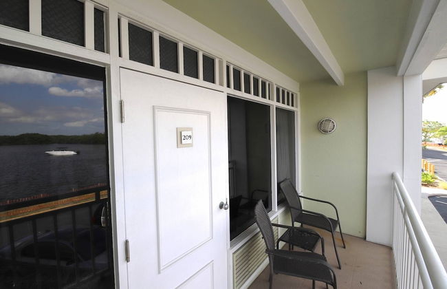 209 Little Harbor Inn - Photo 6