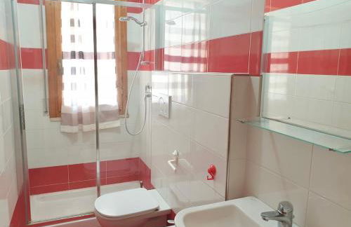 IssTravel, Holiday Homes in Marina di Bibbona from 400 to 900 meters from the sea, apartments 6 beds with private outdoor area - Foto 19