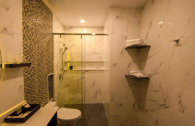 The Twin B Palace Hotel & Apartments - Foto 21