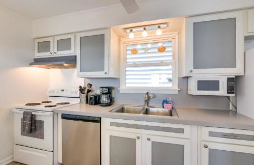 Oceanfront Home with Deck and Views in Galveston! - Foto 12