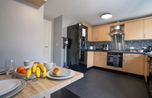 Stunning 3 bed House - Nr Kings Mill Hospital - 2 Parking Spaces, Wifi & Garden - Foto 24