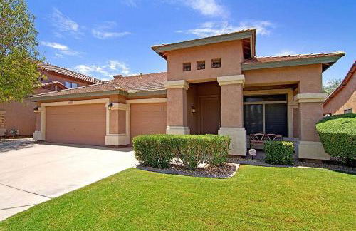 HOLLYHOCK - Pet-Friendly 4BR Heated Pool & Near Golf - Foto 2