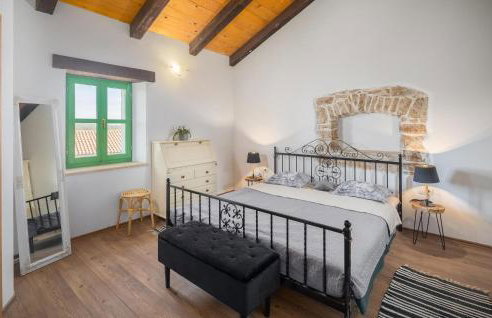 3 Bedroom Lovely Home In Sorici - Photo 17