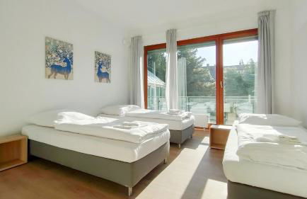 Tolstov Apartments - City Apartments with 2 , 3 and 6 Rooms - 15 Min to Messe DUS and Old Town DUS - Foto 1