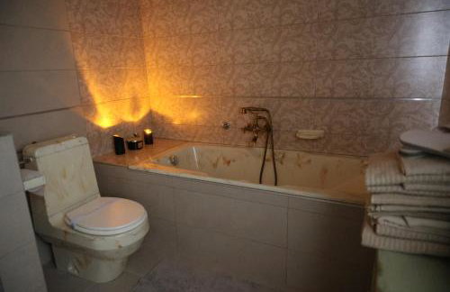 Villa Wolf Castle - vanjski grijani bazen 365 dana i pet friendly - Foto 40